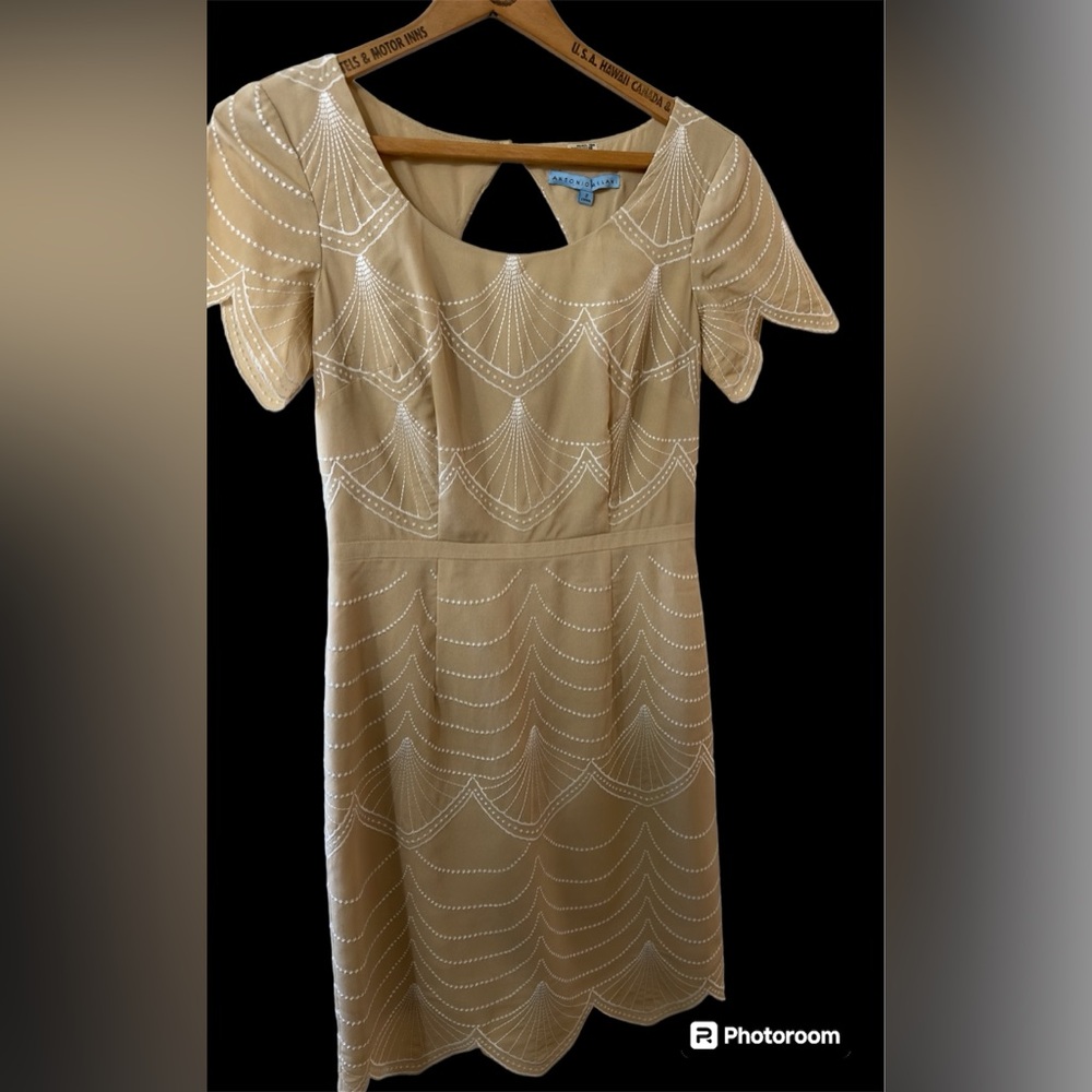 Antonio Melani Classy lined zip dress kaki color excellent preowned sz2 Party